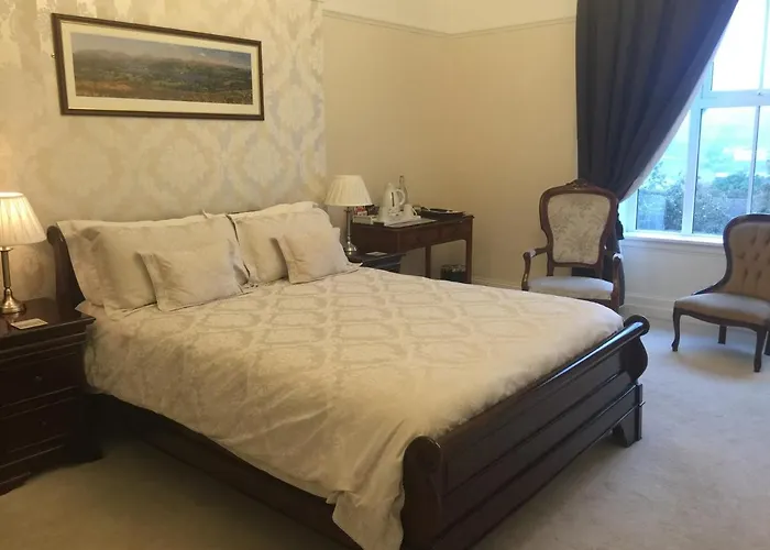 The Corner House Hotel